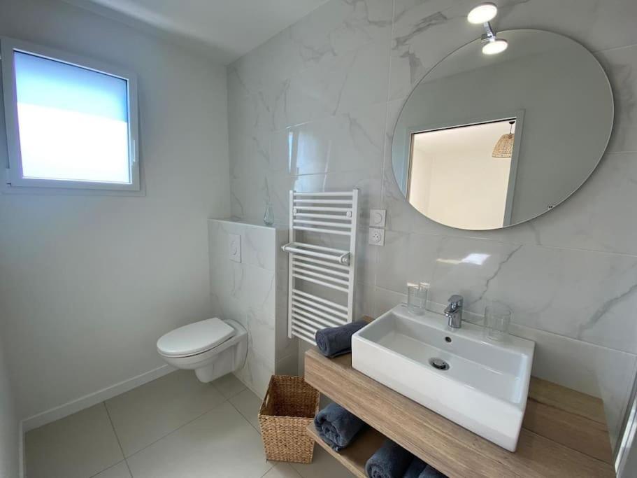 Villa Neuve Pour 6 Personnes Avec Spa Carantec Exterior foto